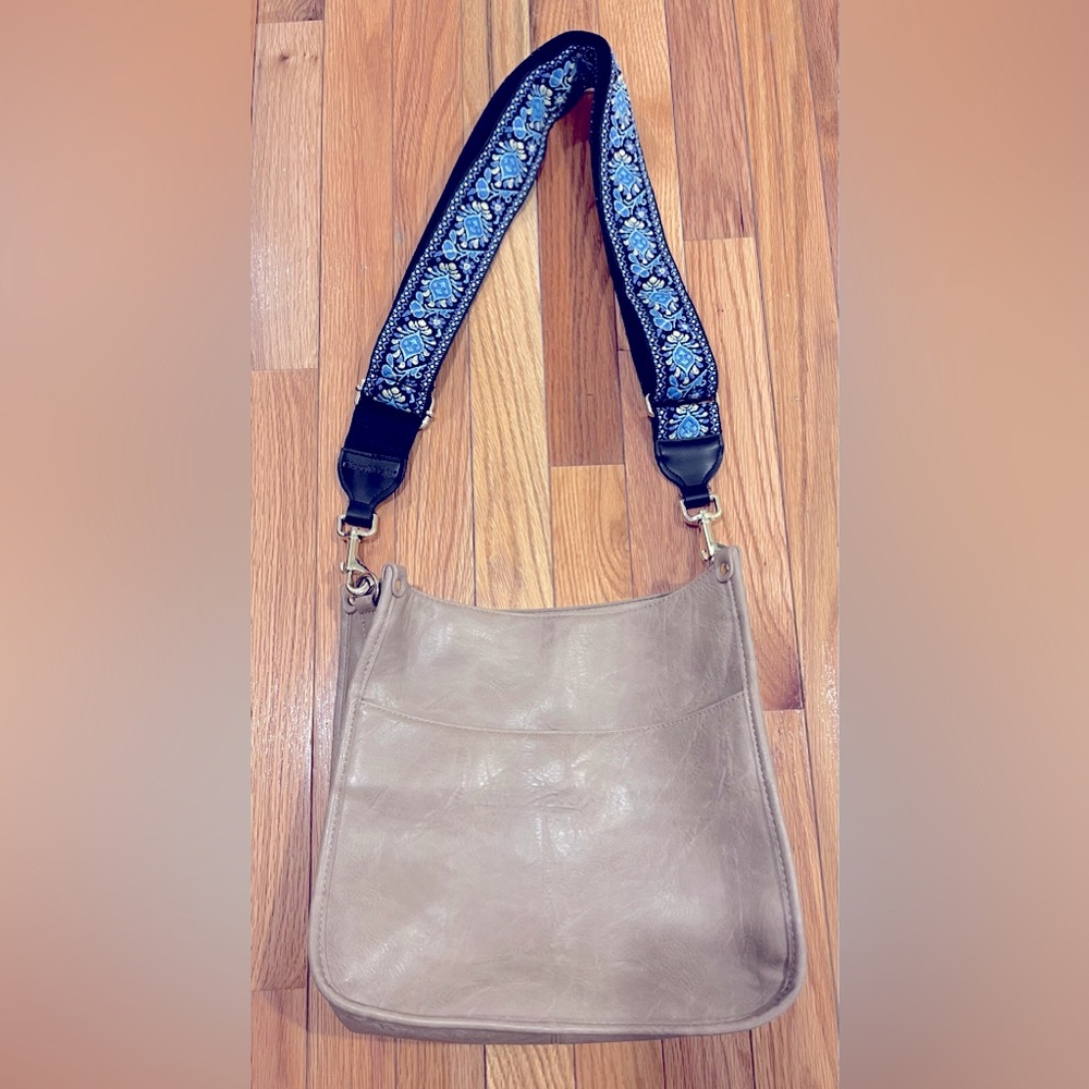 Vegan Leather Crossbody/Shoulder Bag